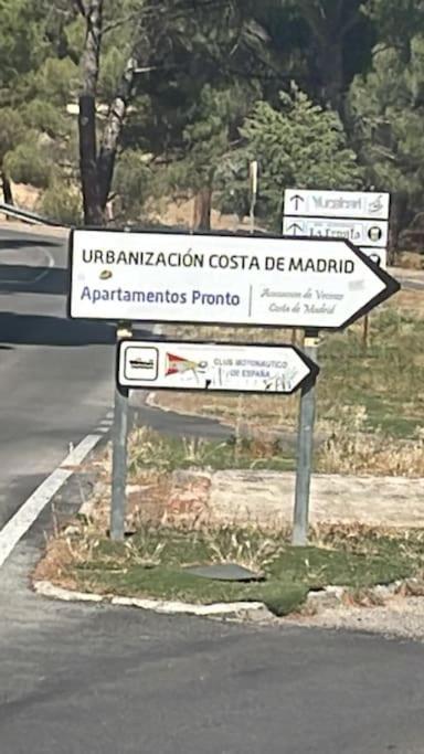Apartamento De Lujo Vergel Suite San Martín de Valdeiglesias Esterno foto